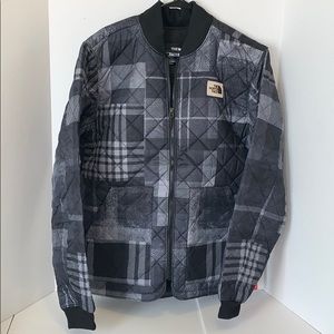 🚫SOLD🚫 The North Face jacket